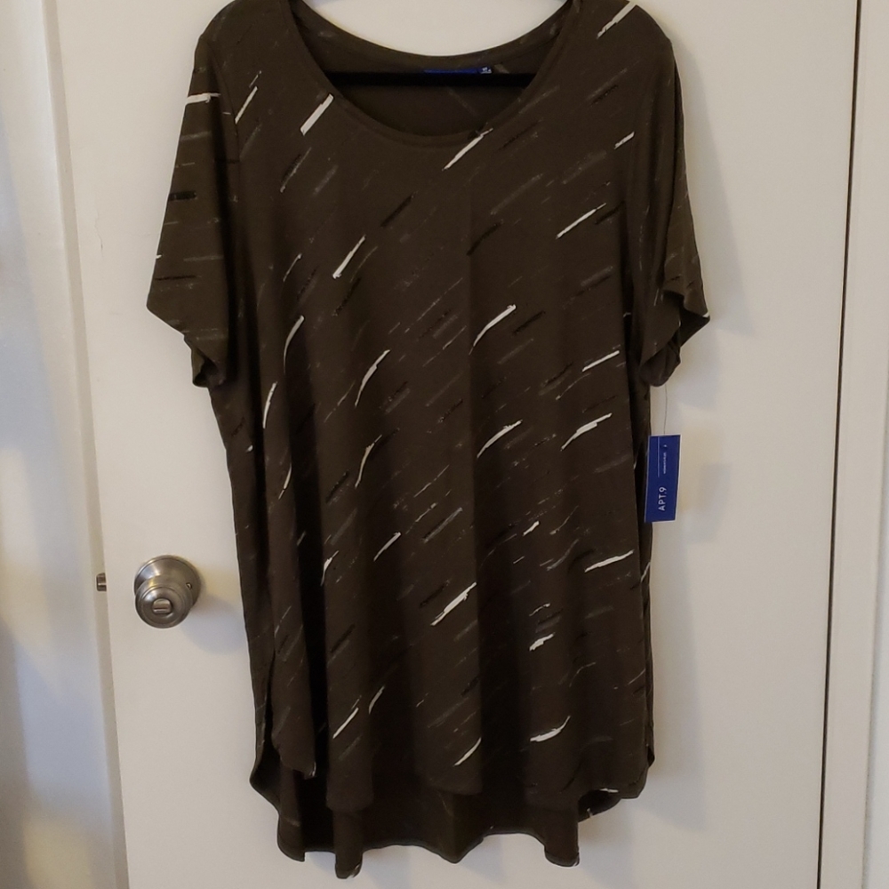 2x Apt 9 Tunic Top